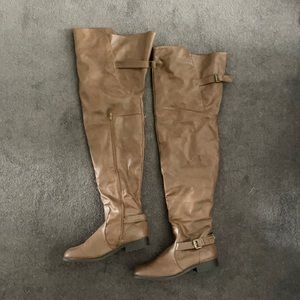 Women Buckle Side Zipper Thigh High Riding Boot